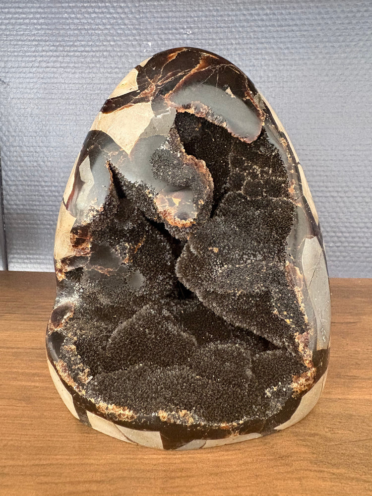 MINÉRAUX, GÉODES ET DRUSES